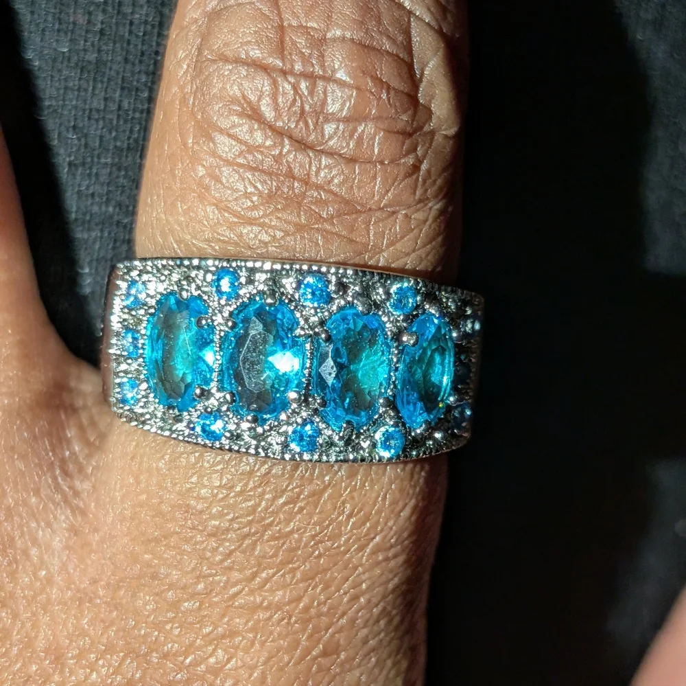 Elegant Blue Gemstone Silvery Chunky Ring Sz 8